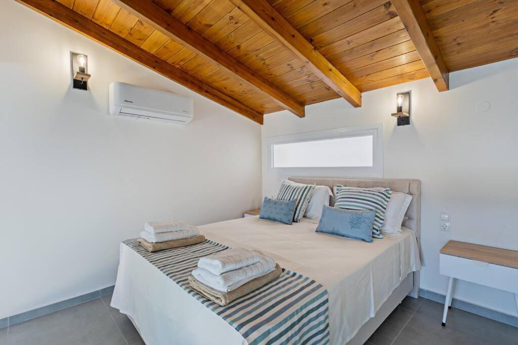 Pánormos Sofia Suite, A Seafront Hideaway ! מראה חיצוני תמונה