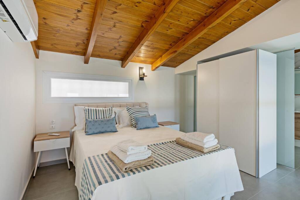 Pánormos Sofia Suite, A Seafront Hideaway ! מראה חיצוני תמונה