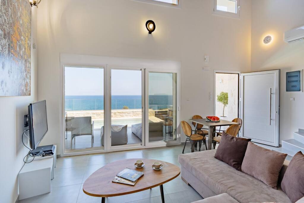 Pánormos Sofia Suite, A Seafront Hideaway ! מראה חיצוני תמונה